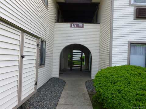 15 Club House Drive Drive, Fishkill, NY 12524