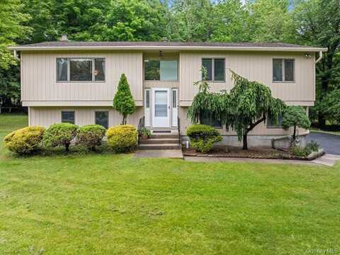 60 Smith Hill Road, Airmont, NY 10952