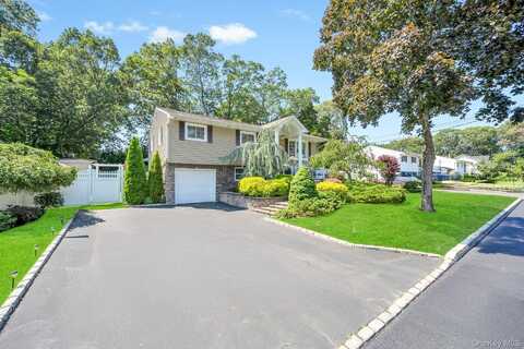 152 Saint James Avenue S, Saint James, NY 11780
