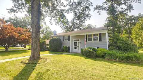 1 Wendy Road, Wappingers Falls, NY 12590