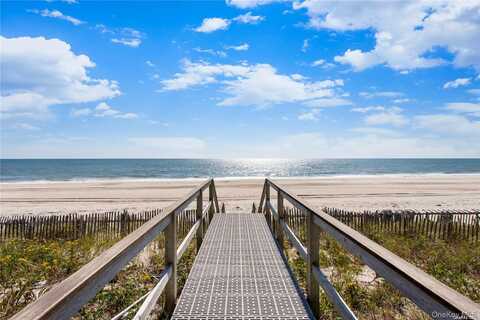 101 Dune Road, East Quogue, NY 11942