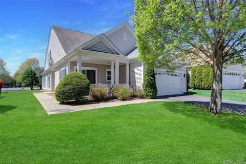 4 Oakhurst Court, Mount Sinai, NY 11766
