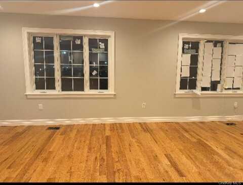 100-12 199 Street, Hollis, NY 11423
