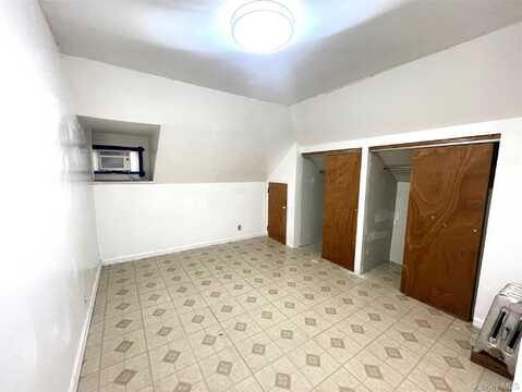 33-27 89th Street, Jackson Heights, NY 11372