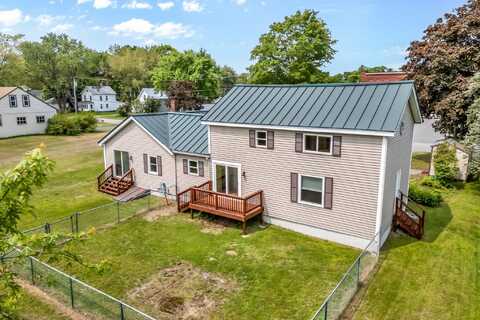 24 Locust Street, Madison, ME 04950