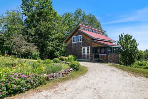 244 High Road, Cornish, ME 04020