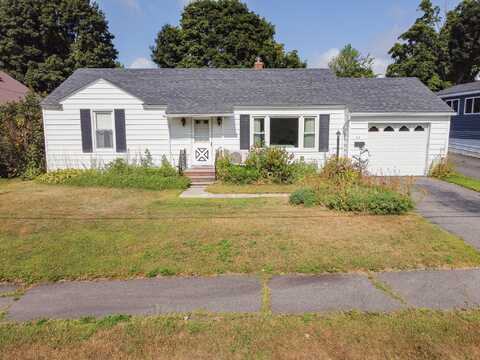 30 Spruce Street, East Millinocket, ME 04430