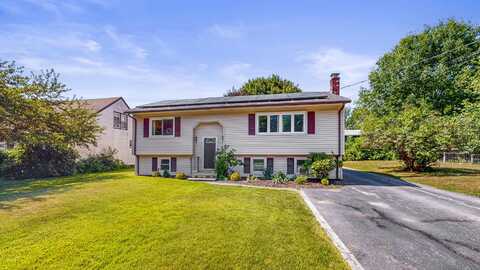95 Lane Avenue, Portland, ME 04103