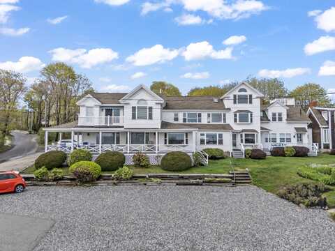45 Woodbury Lane, Ogunquit, ME 03907