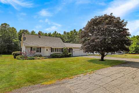 6 Victory Lane, Dixfield, ME 04224