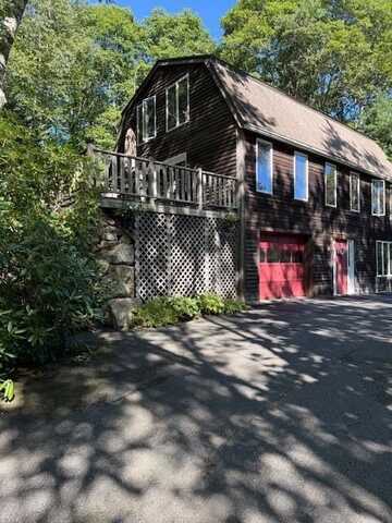 6 Abenaki Road, Boothbay Harbor, ME 04538
