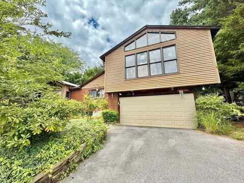 113 Laurel Street, BLUEFIELD, WV 24701