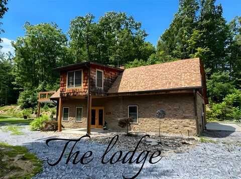 586 Clark School Rd., CAMP CREEK, WV 25822