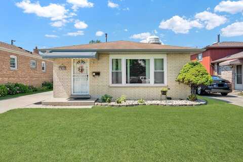 7832 Lamon Avenue, Burbank, IL 60459