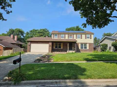 6112 Hillcrest Road, Downers Grove, IL 60516
