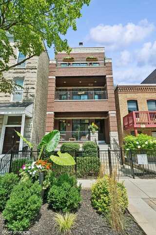 1152 W Newport Avenue, Chicago, IL 60657