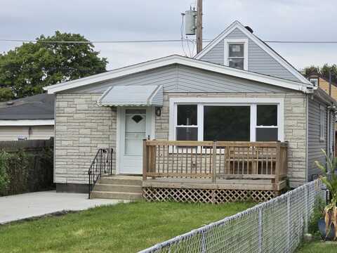 4854 S Latrobe Avenue, Chicago, IL 60638