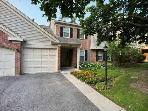 1600 Queens Court, Wheeling, IL 60090