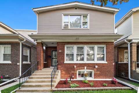 5021 W Nelson Street, Chicago, IL 60641