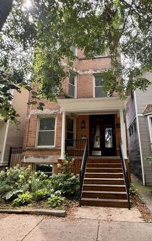 3746 N Hermitage Avenue, Chicago, IL 60613