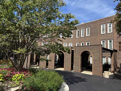 1430 Sandstone Drive, Wheeling, IL 60090