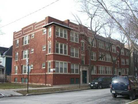 6740 N Lakewood Avenue, Chicago, IL 60626