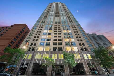 33 W ONTARIO Street, Chicago, IL 60654