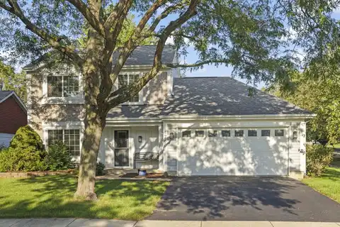 1768 Coach Drive, Naperville, IL 60565