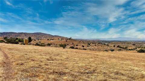 1 Small Rd., Palmdale, CA 93550