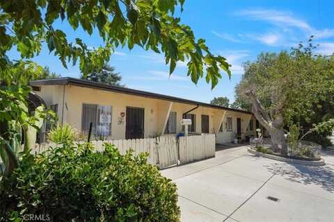 24273 Arch Street, Newhall, CA 91321
