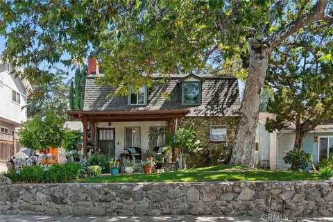 3735 4th Avenue, Glendale, CA 91214