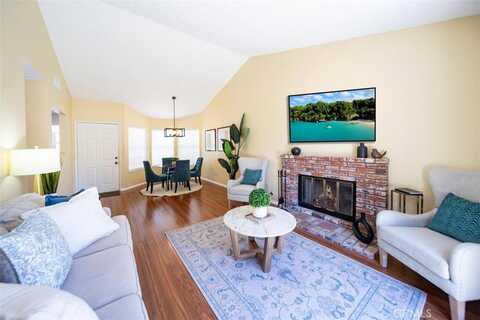 513 Wildwood Lane, Perris, CA 92571