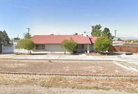 15370 Tacony Road, Apple Valley, CA 92307