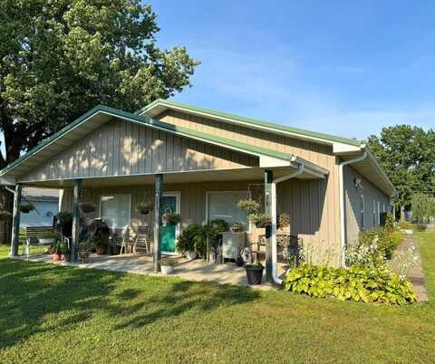 222 Brown Street, La Plata, MO 63549