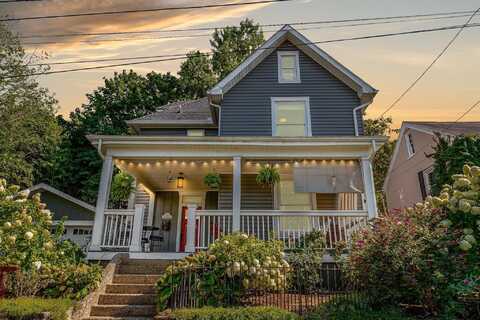 344 Maple Avenue, Morgantown, WV 26501