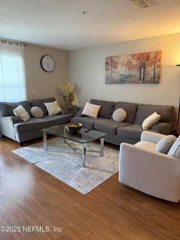 7701 TIMBERLIN PARK Boulevard unit: 323, Jacksonville, FL 32256