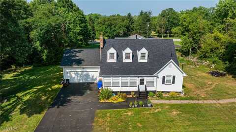 1414 Overlook Avenue, Lowellville, OH 44436