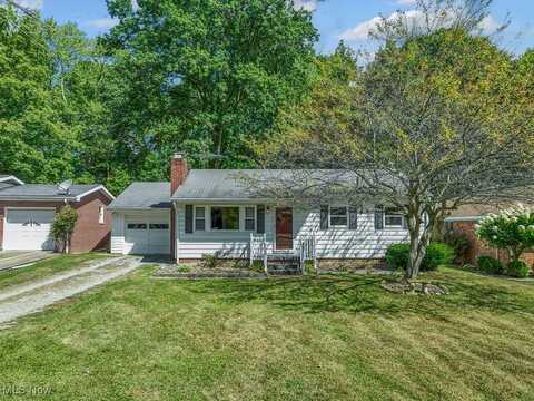 357 Maplewood Drive, Alliance, OH 44601