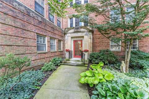 13720 Shaker Boulevard unit: 401, Cleveland, OH 44120