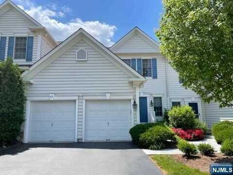 43 Thistle Drive, Paramus, NJ 07652
