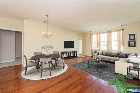 1010 Meadow Brook Court, Hanover Township, NJ 07981