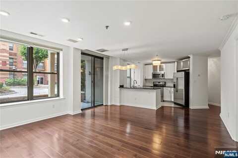 24 Ave At Port Imperial B46, West New York, NJ 07093