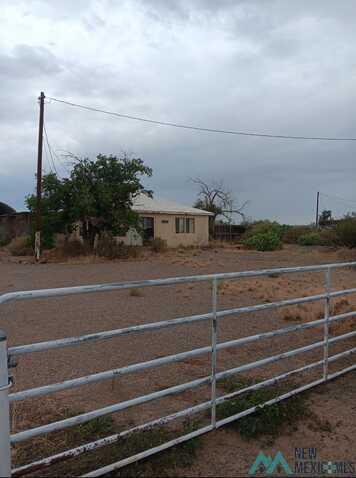 984 E 2nd Street, Lordsburg, NM 88045