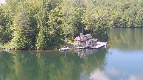 195 Meadow Lane, Woodbury, VT 05681