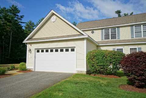 7 Concord Coach Lane, Litchfield, NH 03052
