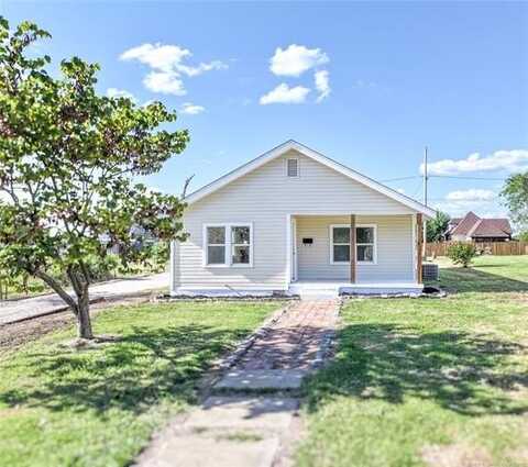 116 E Tahlequah, Sulphur, OK 73086