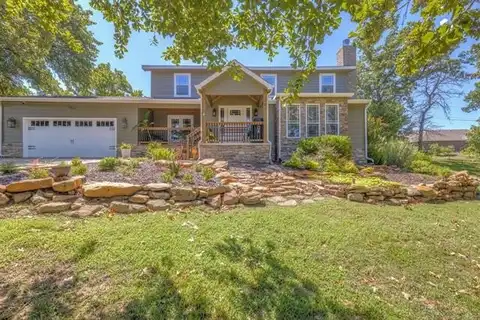 807 Bayshore Drive, Sand Springs, OK 74063