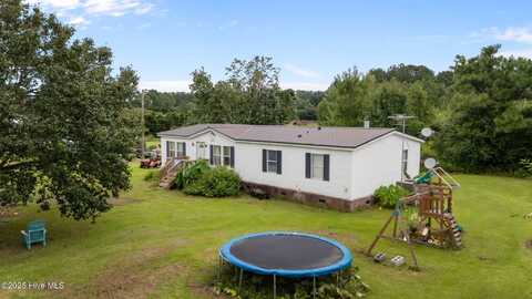 197 Magg Smith Road, Pollocksville, NC 28573