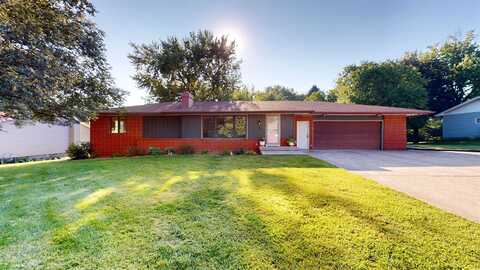 733 Kastner Dr., Holstein, IA 51025