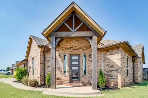 2100 Valley Hollow, Norman, OK 73071